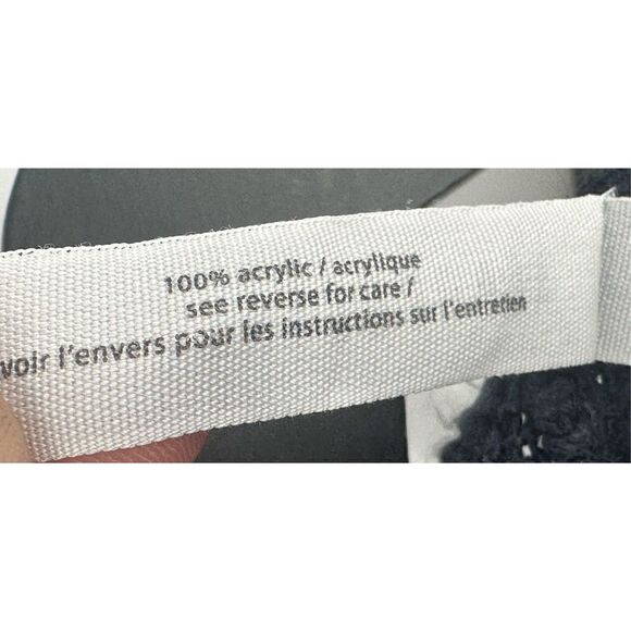 Aeropostale black with multi color stripes sweeter size XS - Picture 7 of 7